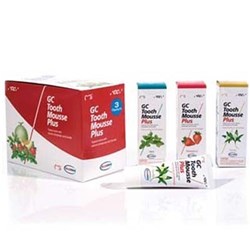TOOTH MOUSSE PLUS Strawberry 40g Tube Box of 10